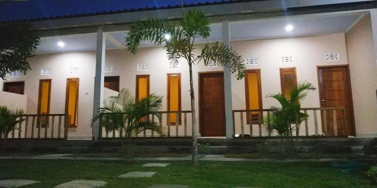 מלון Kuta  Surf Camp 79 מראה חיצוני תמונה